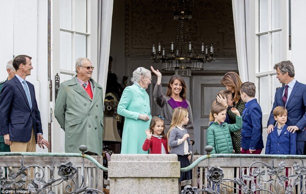 3F4D9C1D00000578-0-image-a-42_1492356431481