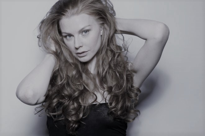 3705848_karin-agstam_1